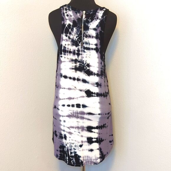 Massimo Dresses & Skirts - Mossimo sleeveless dress 